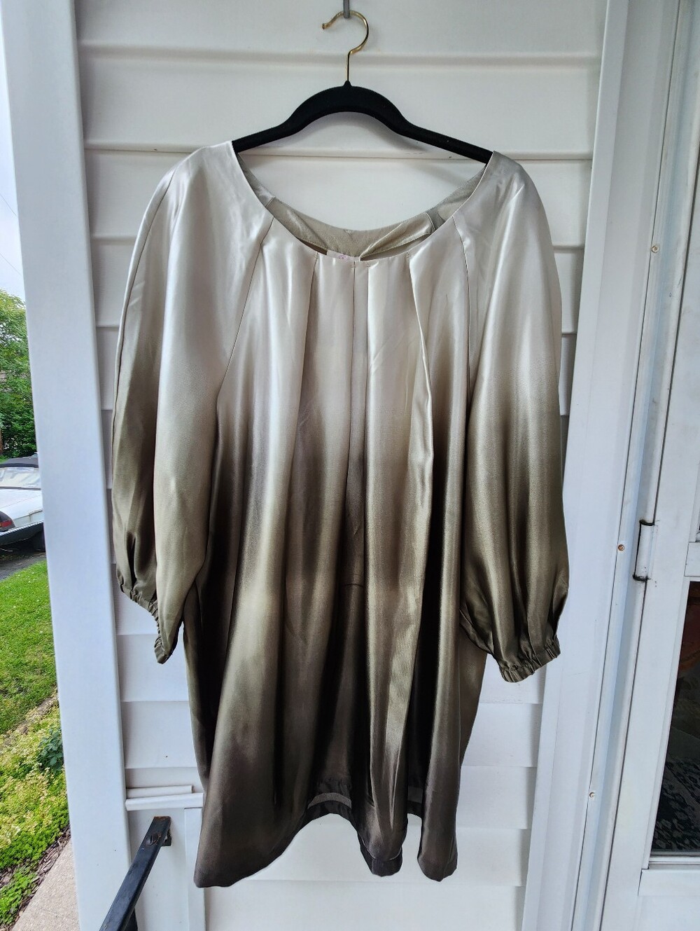 Women's Ombre Satin Blouse With Belt/Scarf Taupe/Olive NWT Hot In Hollywood  2x
